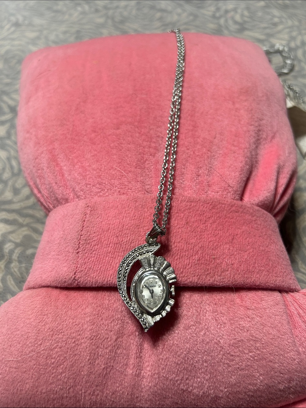 Vintage Silver-Tone Teardrop Watch Pendant Necklace - Pink